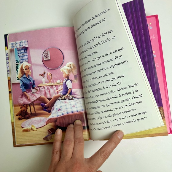 90s Vintage Barbie French Childrens Book Livre français Spectacle 1999 Mattel - Picture 5 of 9